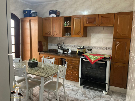 Imagem Casa com 4 Quartos à Venda, 185 m² em Vila Scarpelli - Santo André Imagem Casa com 4 Quartos à Venda, 185 m² em Vila Scarpelli - Santo André