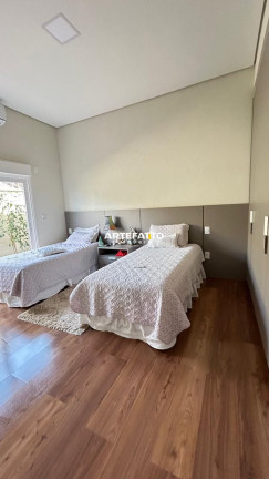 Imagem Casa de Condomínio com 3 Quartos à Venda, 1.600 m² em Morada Do Verde - Franca Imagem Casa de Condomínio com 3 Quartos à Venda, 1.600 m² em Morada Do Verde - Franca