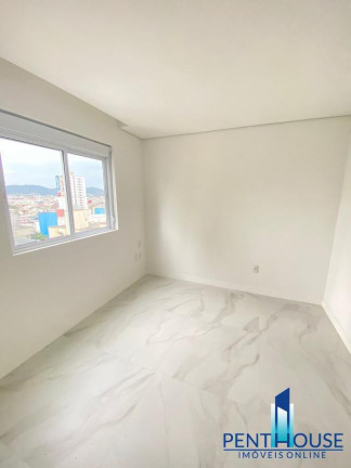 Imagem Apartamento com 3 Quartos à Venda, 121 m² em Centro - Balneário Camboriú Imagem Apartamento com 3 Quartos à Venda, 121 m² em Centro - Balneário Camboriú