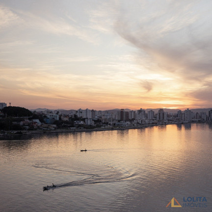 Imagem Apartamento com 2 Quartos à Venda, 79 m² em Estreito - Florianopolis