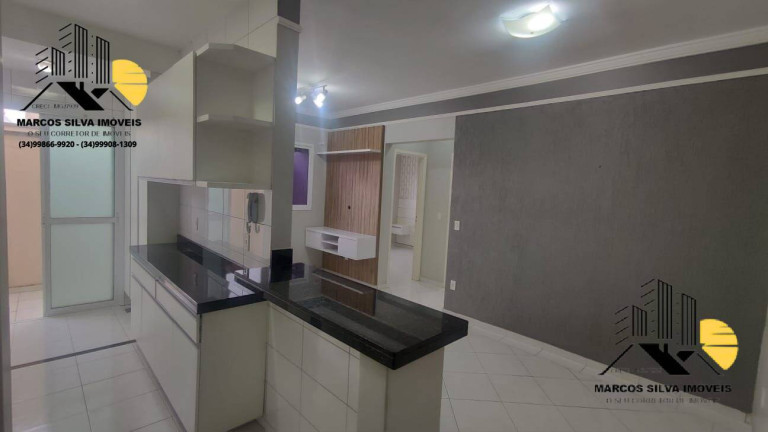 Imagem Apartamento com 2 Quartos à Venda, 55 m² em Santa Mônica - Uberlândia