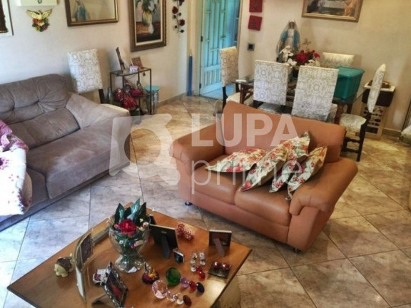 Imagem Casa com 4 Quartos à Venda, 243 m² em Tremembé - São Paulo