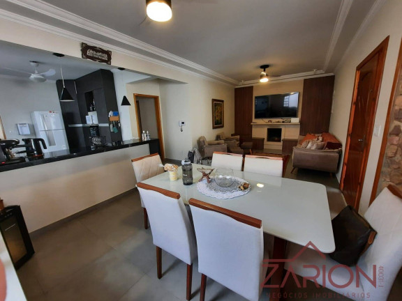 Casa com 4 Quartos à Venda, 166 m² em Centro - Taubaté
