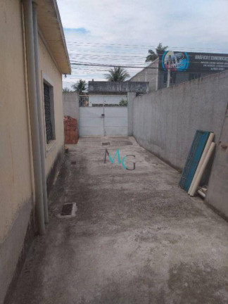 Imagem Casa com 5 Quartos à Venda, 120 m² em Santa Cruz - Rio De Janeiro Imagem Casa com 5 Quartos à Venda, 120 m² em Santa Cruz - Rio De Janeiro