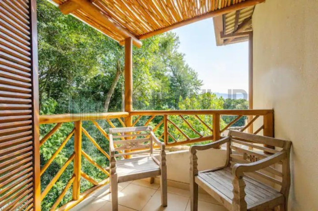 Imagem Imóvel com 2 Quartos à Venda, 60 m² em Curral - Ilha Bela - Ilhabela