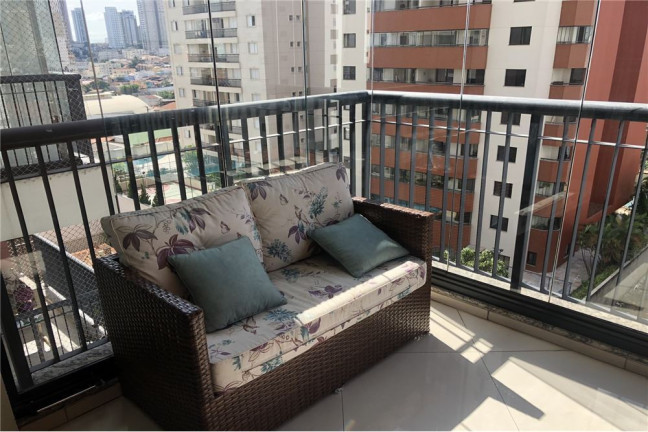 Imagem Imóvel com 3 Quartos à Venda,  em Vila Regente Feijó - São Paulo