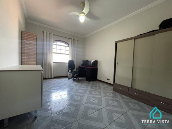 Imagem Casa com 4 Quartos à Venda, 334 m² Imagem Casa com 4 Quartos à Venda, 334 m²