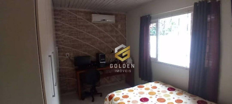 Imagem Casa com 2 Quartos à Venda, 139 m² em Universitário - Tijucas