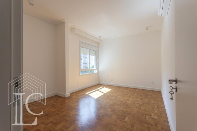 Imagem Apartamento com 3 Quartos à Venda, 209 m² em Jardim Paulista - São Paulo