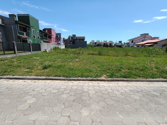 Imagem Terreno à Venda, 335 m² em Ferraz - Garopaba Imagem Terreno à Venda, 335 m² em Ferraz - Garopaba