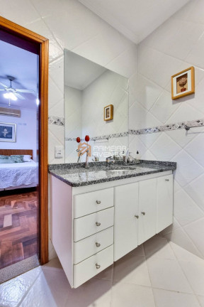 Imagem Casa com 3 Quartos à Venda, 350 m² em Loteamento Villa Branca - Jacareí Imagem Casa com 3 Quartos à Venda, 350 m² em Loteamento Villa Branca - Jacareí