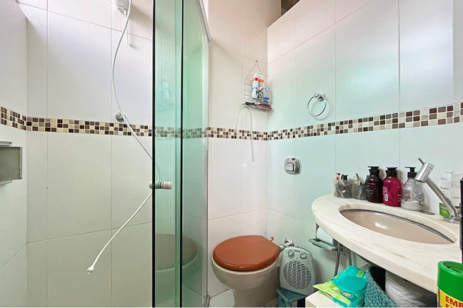 Imagem Apartamento com 2 Quartos à Venda, 62 m² em Menino Deus - Porto Alegre Imagem Apartamento com 2 Quartos à Venda, 62 m² em Menino Deus - Porto Alegre