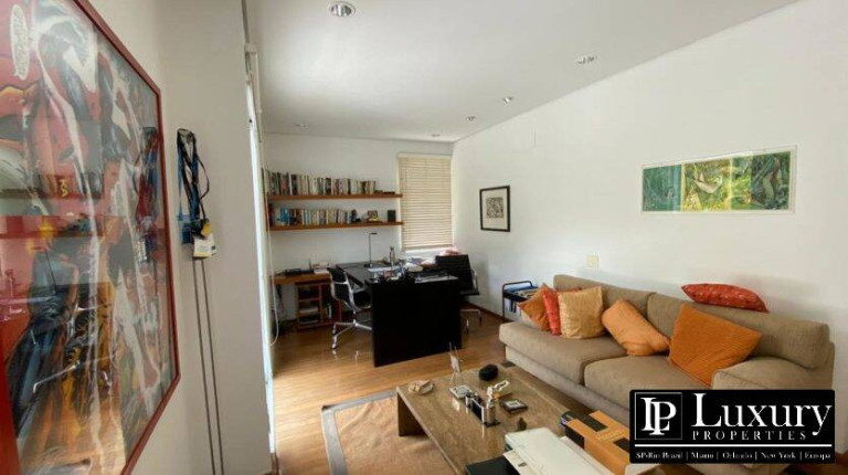 Imagem Casa com 3 Quartos à Venda, em Morumbi - São Paulo Imagem Casa com 3 Quartos à Venda, em Morumbi - São Paulo