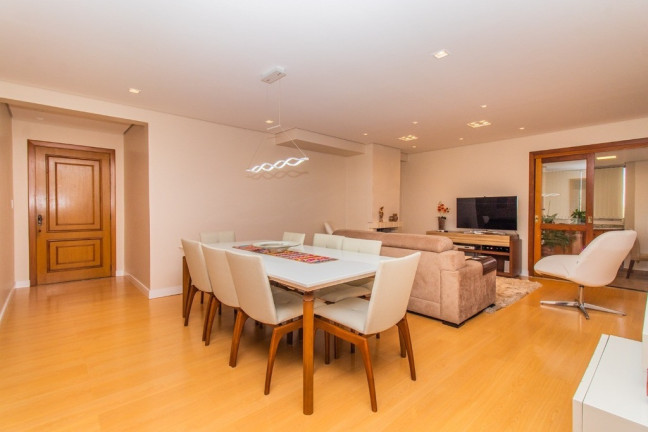 Imagem Apartamento com 3 Quartos à Venda, 146 m² em Centro - Canoas
