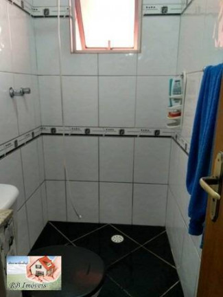Imagem Casa com 3 Quartos à Venda, 204 m² em Vila Pires - Santo André
