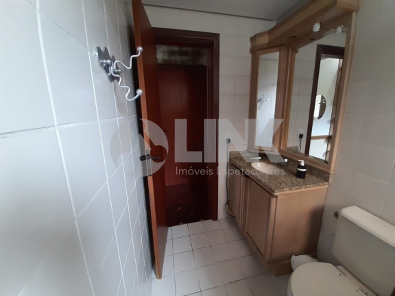 Imagem Apartamento com 3 Quartos à Venda, 100 m² em Mont Serrat - Porto Alegre Imagem Apartamento com 3 Quartos à Venda, 100 m² em Mont Serrat - Porto Alegre