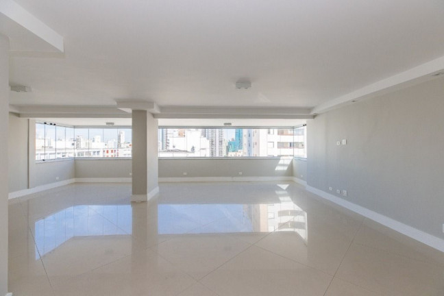 Foto do imóvel Imóvel com 3 Quartos à Venda, 463 m² em Aclimação - São Paulo Foto do imóvel Imóvel com 3 Quartos à Venda, 463 m² em Aclimação - São Paulo