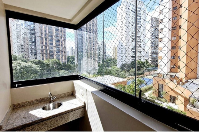 Imagem Apartamento com 3 Quartos à Venda, 195 m² em Panamby - São Paulo Imagem Apartamento com 3 Quartos à Venda, 195 m² em Panamby - São Paulo