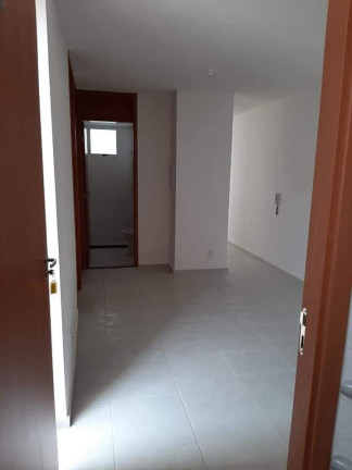 Imagem Apartamento com 2 Quartos à Venda, 50 m² em Cosmos - Rio De Janeiro