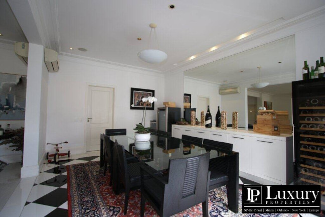 Foto do imóvel Apartamento com 2 Quartos à Venda, 280 m² em Vila Nova Conceição - São Paulo