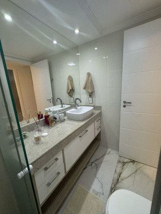 Imagem Imóvel com 3 Quartos à Venda, 115 m² em Icaraí - Niterói Imagem Imóvel com 3 Quartos à Venda, 115 m² em Icaraí - Niterói