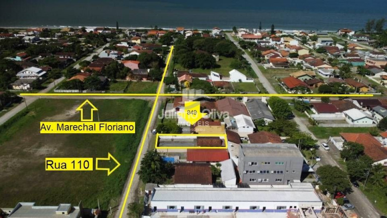 Imagem Casa com 3 Quartos à Venda, 90 m² em Barra Do Sai - Itapoá