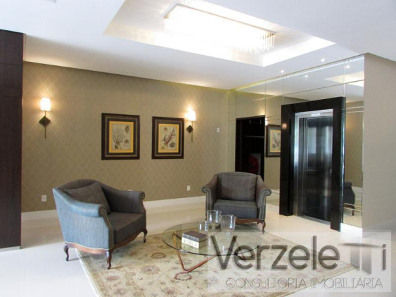 Imagem Apartamento com 7 Quartos à Venda, 410 m² em Centro - Balneário Camboriú Imagem Apartamento com 7 Quartos à Venda, 410 m² em Centro - Balneário Camboriú