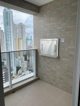 Imagem Apartamento com 4 Quartos à Venda, 144 m² em Centro - Balneário Camboriú Imagem Apartamento com 4 Quartos à Venda, 144 m² em Centro - Balneário Camboriú