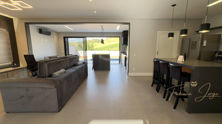 Imagem Casa com 3 Quartos à Venda, 300 m² em Jardim São Marcos - Valinhos Imagem Casa com 3 Quartos à Venda, 300 m² em Jardim São Marcos - Valinhos
