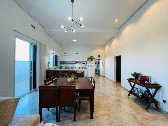 Imagem Casa com 3 Quartos à Venda, 232 m² em Fazenda Santa Lúcia - Americana Imagem Casa com 3 Quartos à Venda, 232 m² em Fazenda Santa Lúcia - Americana