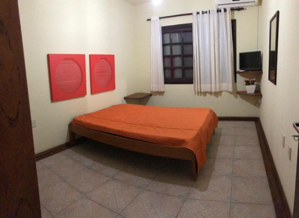 Imagem Imóvel com 4 Quartos à Venda, 223 m² em Centro - Garopaba Imagem Imóvel com 4 Quartos à Venda, 223 m² em Centro - Garopaba
