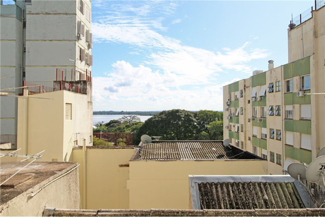 Imagem Imóvel com 1 Quarto à Venda, em Centro Histórico - Porto Alegre Imagem Imóvel com 1 Quarto à Venda, em Centro Histórico - Porto Alegre