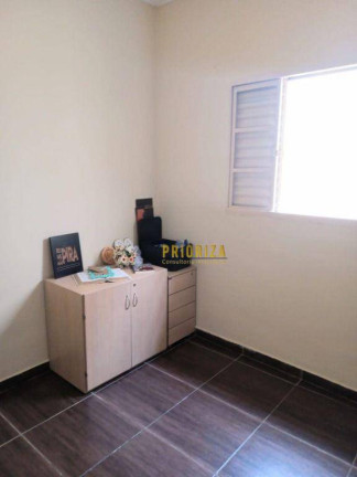 Imagem Casa com 2 Quartos à Venda, 80 m² em Jardim Moncayo - Sorocaba Imagem Casa com 2 Quartos à Venda, 80 m² em Jardim Moncayo - Sorocaba