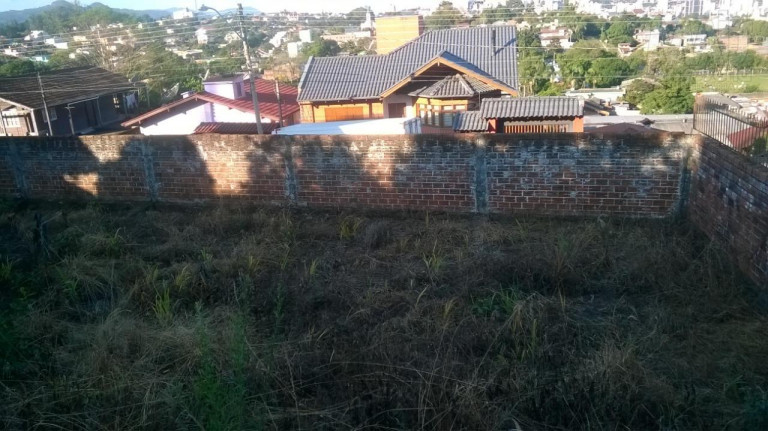 Terreno à Venda,  em Primavera - Novo Hamburgo