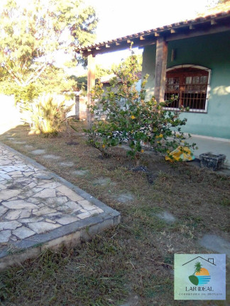 Imagem Casa com 2 Quartos à Venda, 520 m² em Vila Capri - Araruama