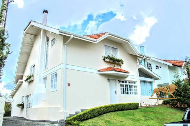 Imagem Casa com 3 Quartos à Venda, 200 m² em Alto Capivari - Campos Do Jordão