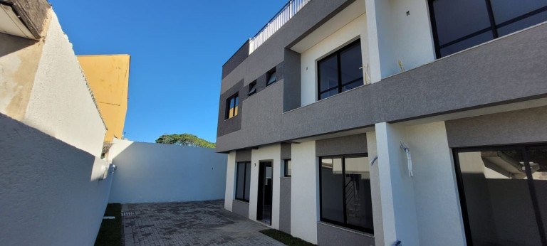 Imagem Casa com 3 Quartos à Venda, 102 m² em Cajuru - Curitiba