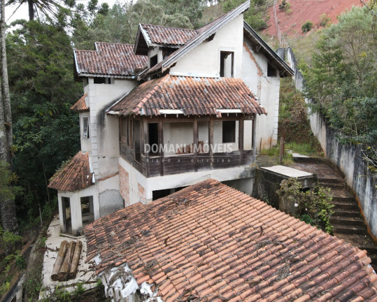 Casa com 4 Quartos à Venda, 200 m² em Região De Descansópolis - Campos Do Jordão