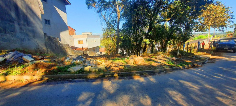 Imagem Imóvel à Venda, 280 m² em Jardim Santo Antônio - Atibaia Imagem Imóvel à Venda, 280 m² em Jardim Santo Antônio - Atibaia