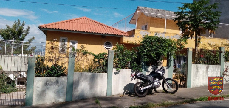 Casa com 3 Quartos à Venda, 240 m² em Capoeiras - Florianópolis