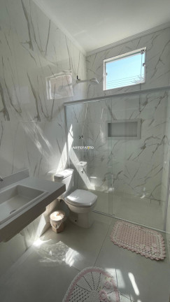 Imagem Casa com 2 Quartos à Venda, 94 m²