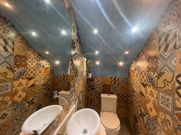 Imagem Casa com 8 Quartos à Venda, 700 m² em Guarujá