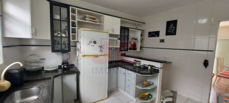 Imagem Casa com 3 Quartos à Venda,  em Marilia - Ribeirão Preto