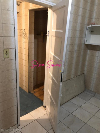 Imagem Apartamento com 2 Quartos para Alugar, 60 m² em Embaré - Santos