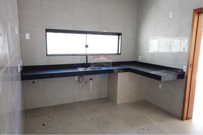 Imagem Casa de Condomínio com 5 Quartos à Venda, 192 m² em Itaocaia Valley Gleba I - Maricá