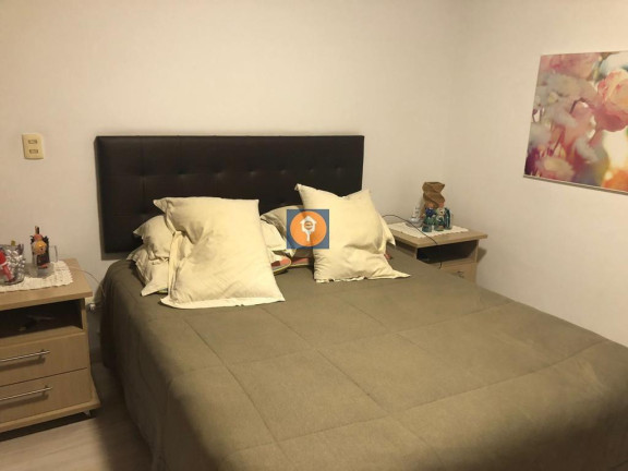 Imagem Apartamento com 4 Quartos à Venda, 206 m²