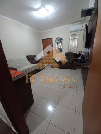 Imagem Casa com 3 Quartos à Venda, 165 m² em São Carlos