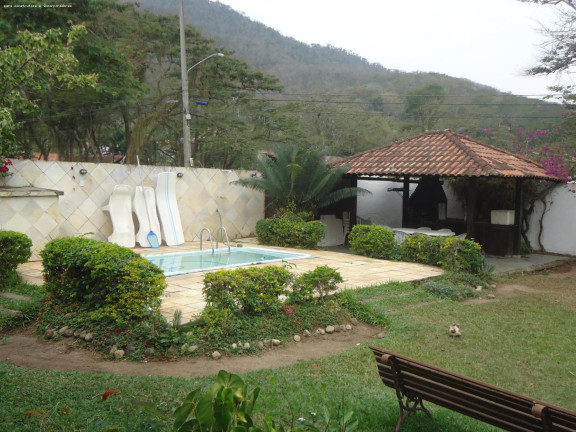 Imagem Casa com 3 Quartos à Venda, 1.452 m² em Vale Feliz - Niterói