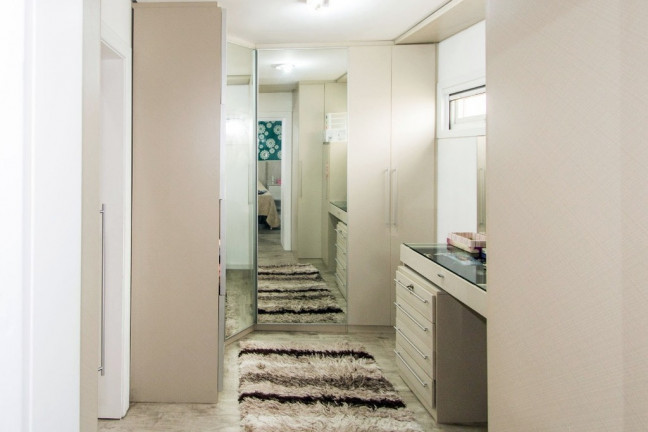 Imagem Casa de Condomínio com 4 Quartos à Venda, 380 m² em Ipanema - Porto Alegre