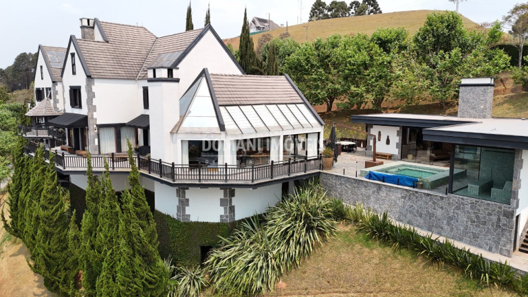 Imagem Casa com 8 Quartos à Venda, 1.868 m² em Região Da Pedra Do Fogo - Campos Do Jordão Imagem Casa com 8 Quartos à Venda, 1.868 m² em Região Da Pedra Do Fogo - Campos Do Jordão